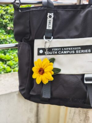 Pipe Cleaner Sunflower Keychain